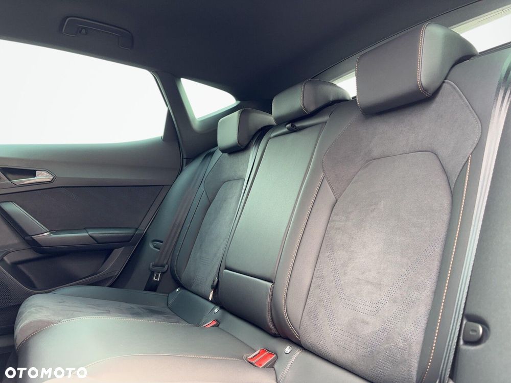 Cupra Formentor 1.5 eTSI mHEV DSG - 17