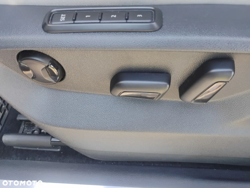 Volkswagen Tiguan Allspace 2.0 TSI 4Mot Highline DSG - 13