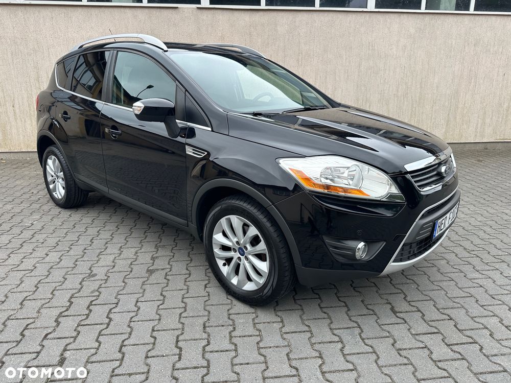 Ford Kuga 2.0 TDCi 2x4 Titanium - 9