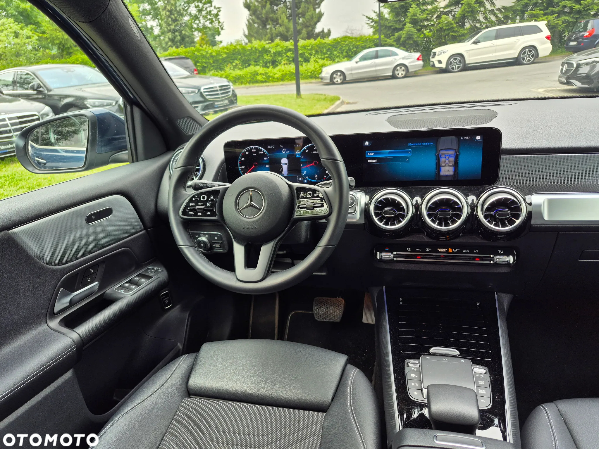 Mercedes-Benz GLB 250 4-Matic 8G-DCT - 24