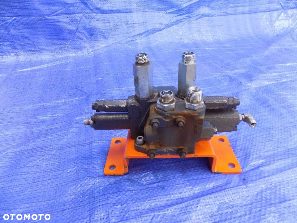 rozdzielacz blok hydrauliczny 426-00284b doosan dx 225 lc - 1