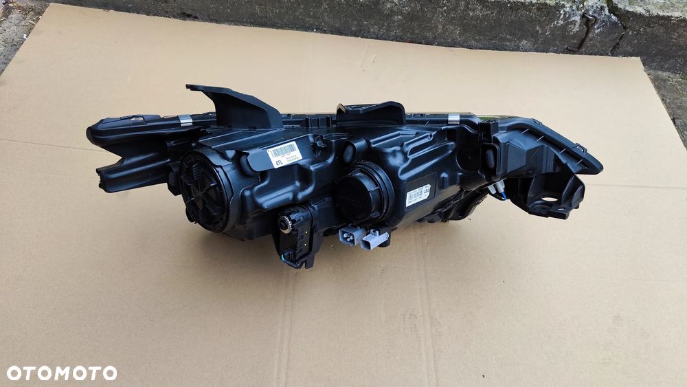 Mitsubishi Outlander Lift 16-23 Lampa Przód Soczewka Lewa Nieklejona Oryginał EU - 5