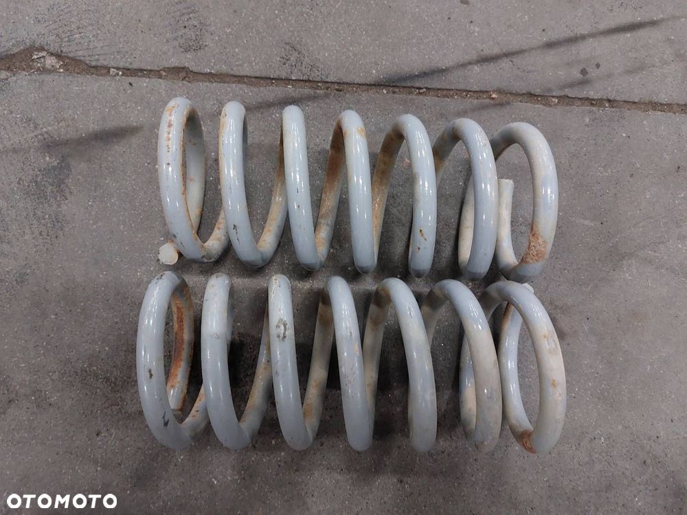 SPRĘŻYNY ZAWIESZENIA PRZÓD KOMPLET ŁADA NIVA 2121 LIFT - 1