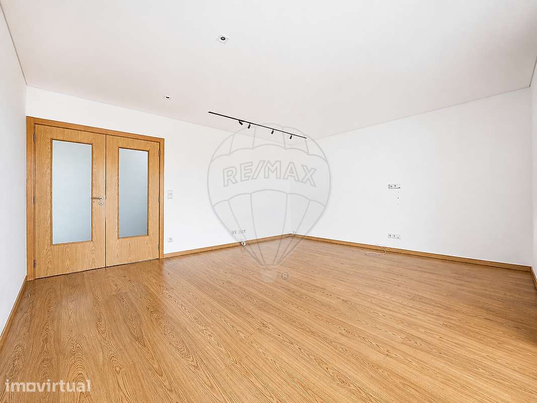 Apartamento T2 para arrendamento - Grande imagem: 2/18
