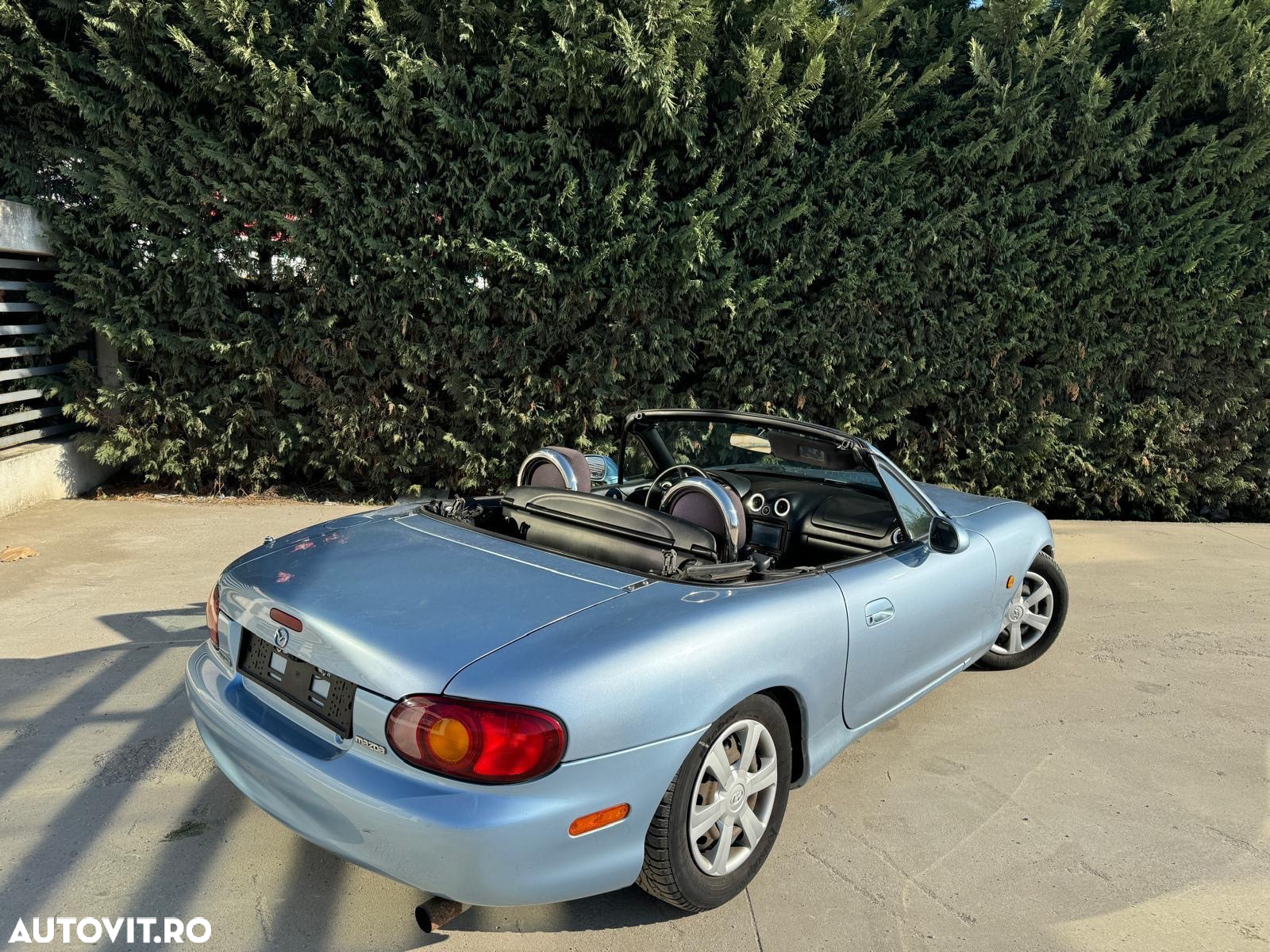 Mazda MX-5 1.6i - 13