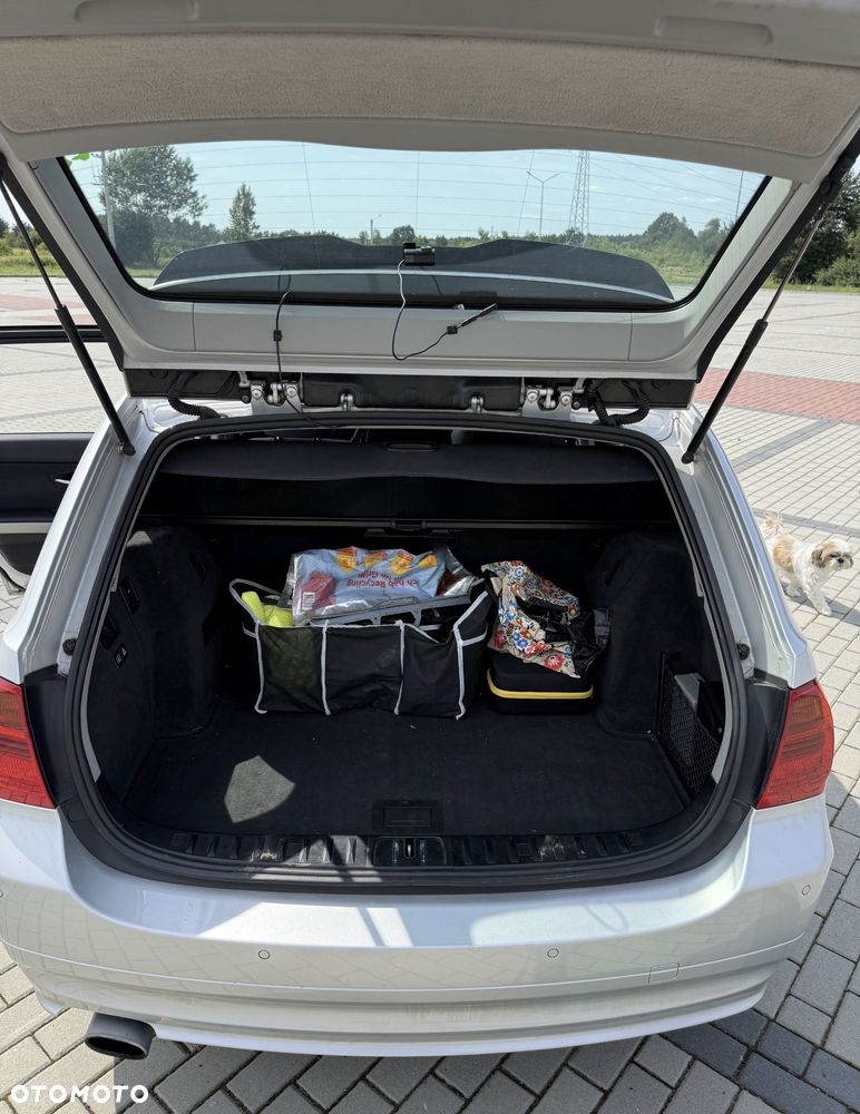 BMW Seria 3 320d DPF - 8