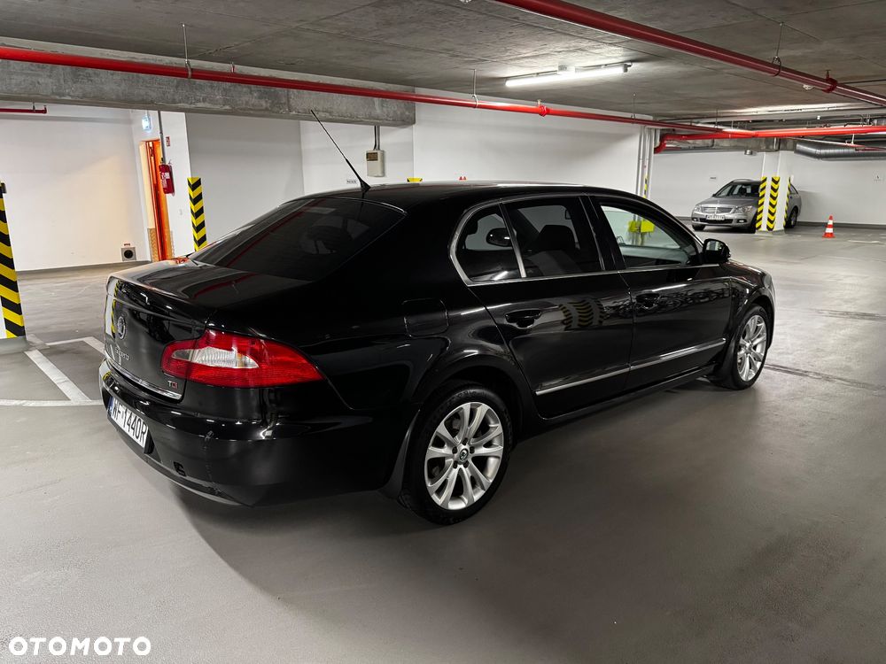 Skoda Superb 2.0 TDI Ambition - 9