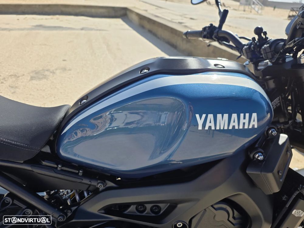 Yamaha XSR 900 - 8