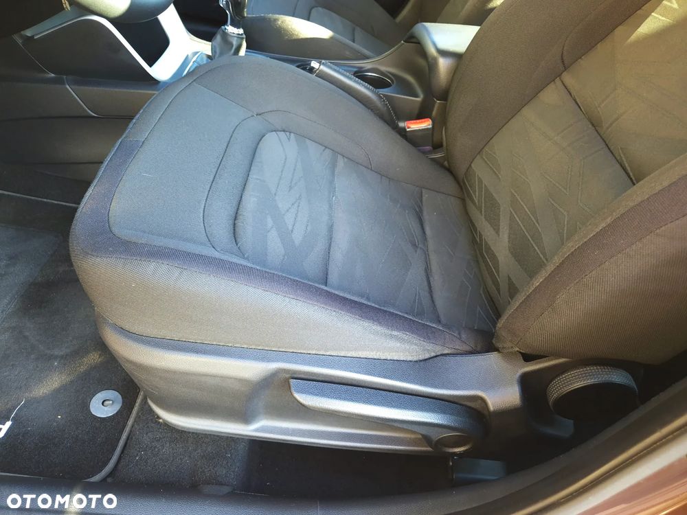 Kia Ceed 1.6 GDI Spirit - 17