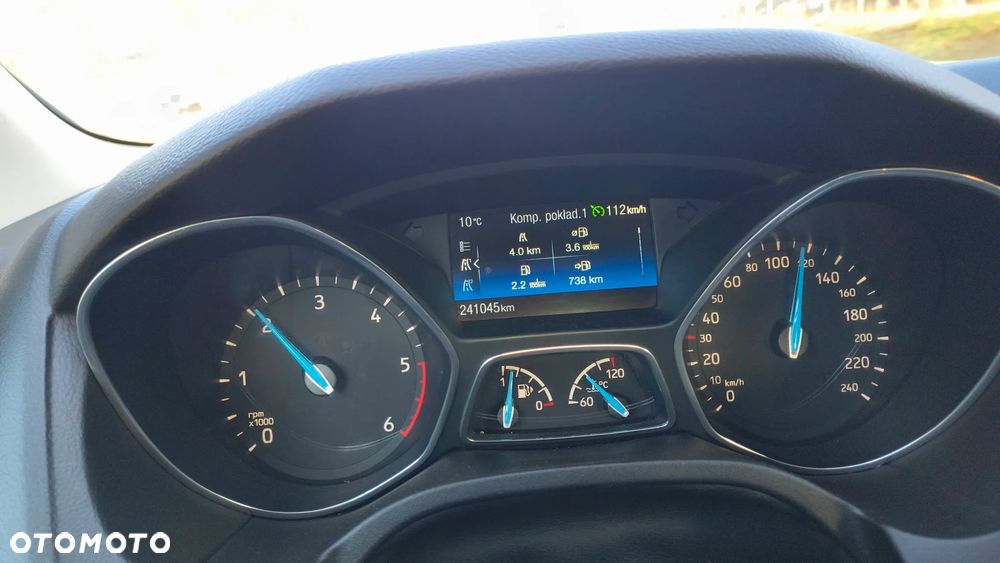Ford Focus - 10
