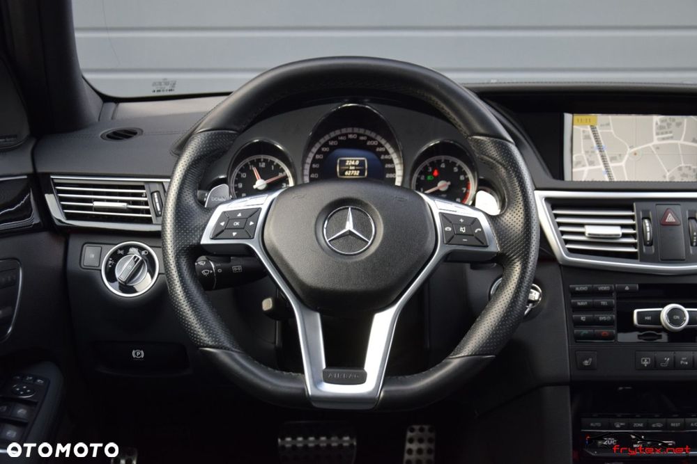 Mercedes-Benz Klasa E - 33