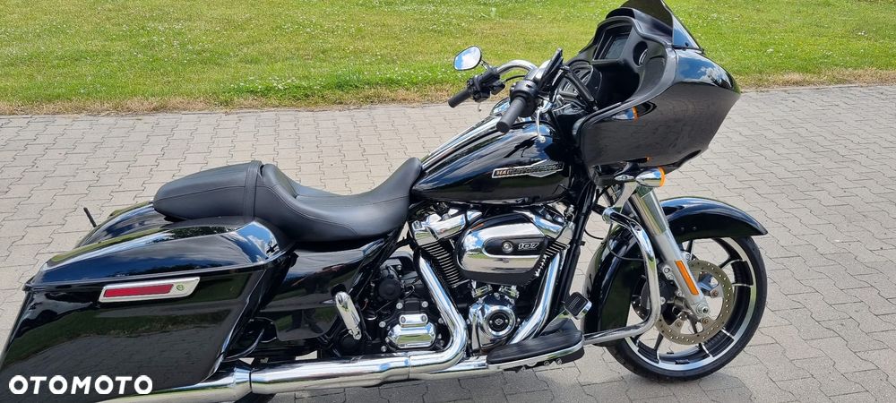 Harley-Davidson Touring Road Glide - 16