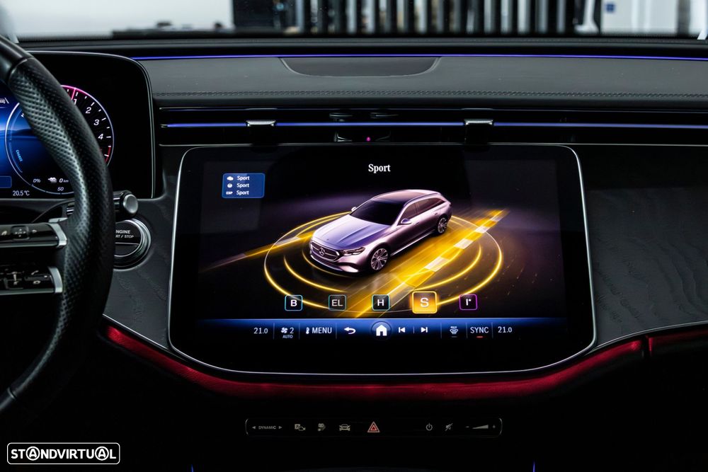 Mercedes-Benz E 300 - 33