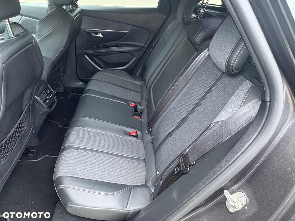Peugeot 3008 - 11