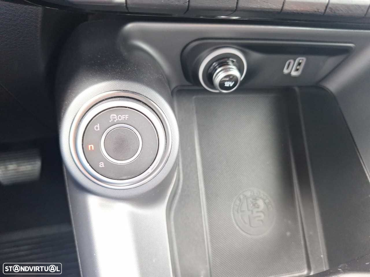 Alfa Romeo Tonale 1.6 VGT-D Sprint - 13