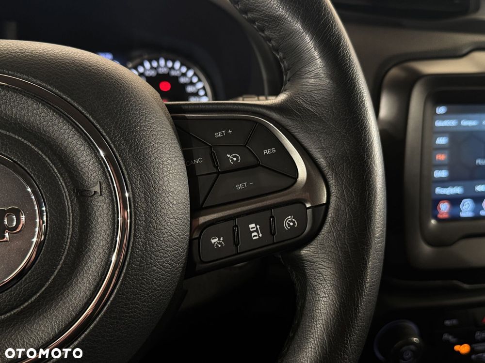 Jeep Renegade - 19
