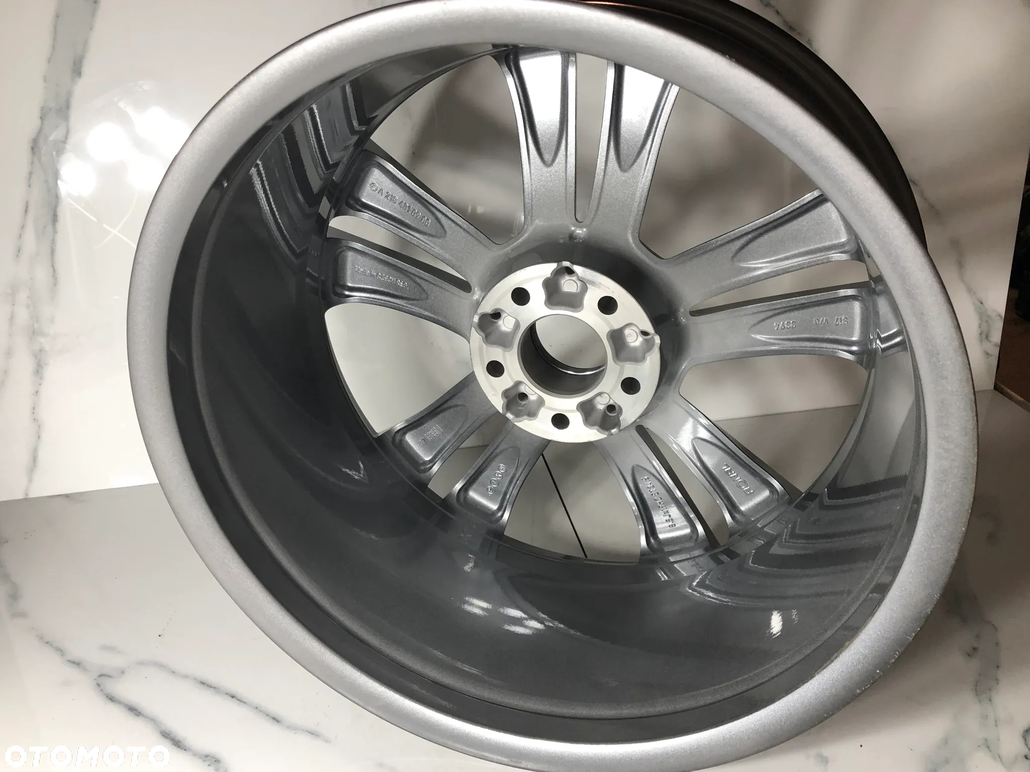 Felga aluminiowa Mercedes Benz CLS W218  8.5 J x 19 cali 5x112 ET 34  A2184010900 POTESTOWA MINIMALNY PRZEBIEG - 5