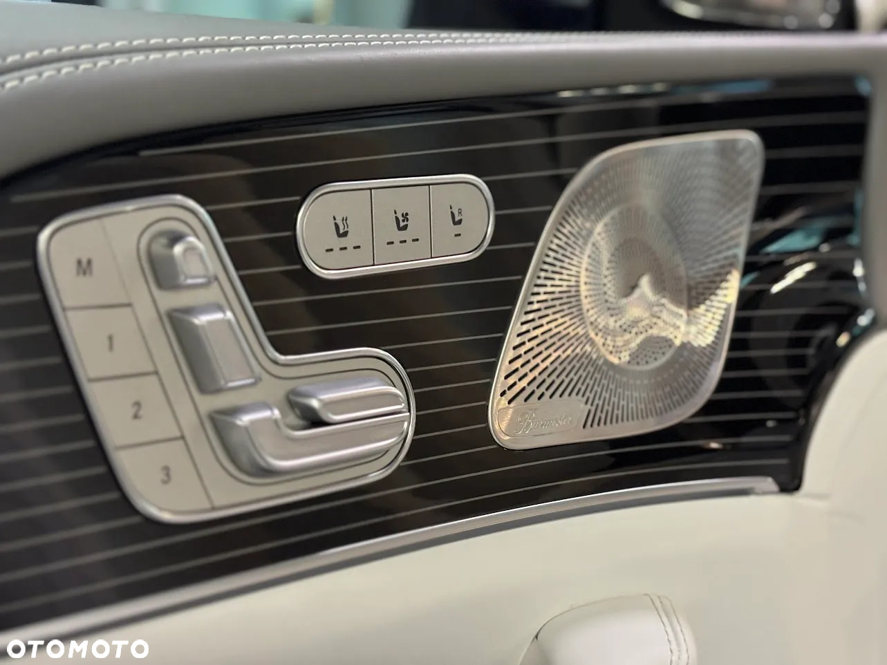 Mercedes-Benz GLS Maybach 600 4-Matic - 9