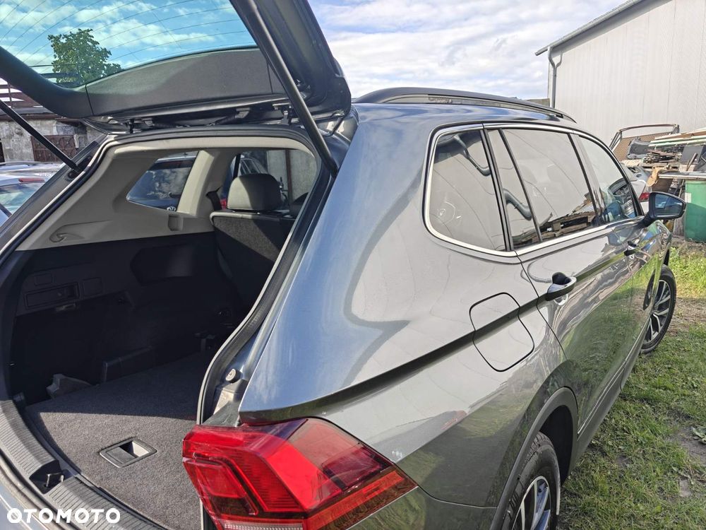 Volkswagen Tiguan - 9