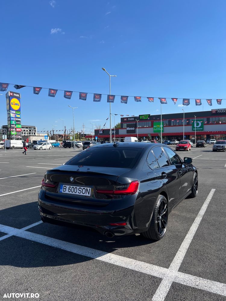 BMW Seria 3 320i AT - 7
