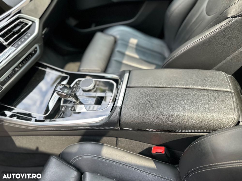 BMW X5 xDrive40i xLine - 13