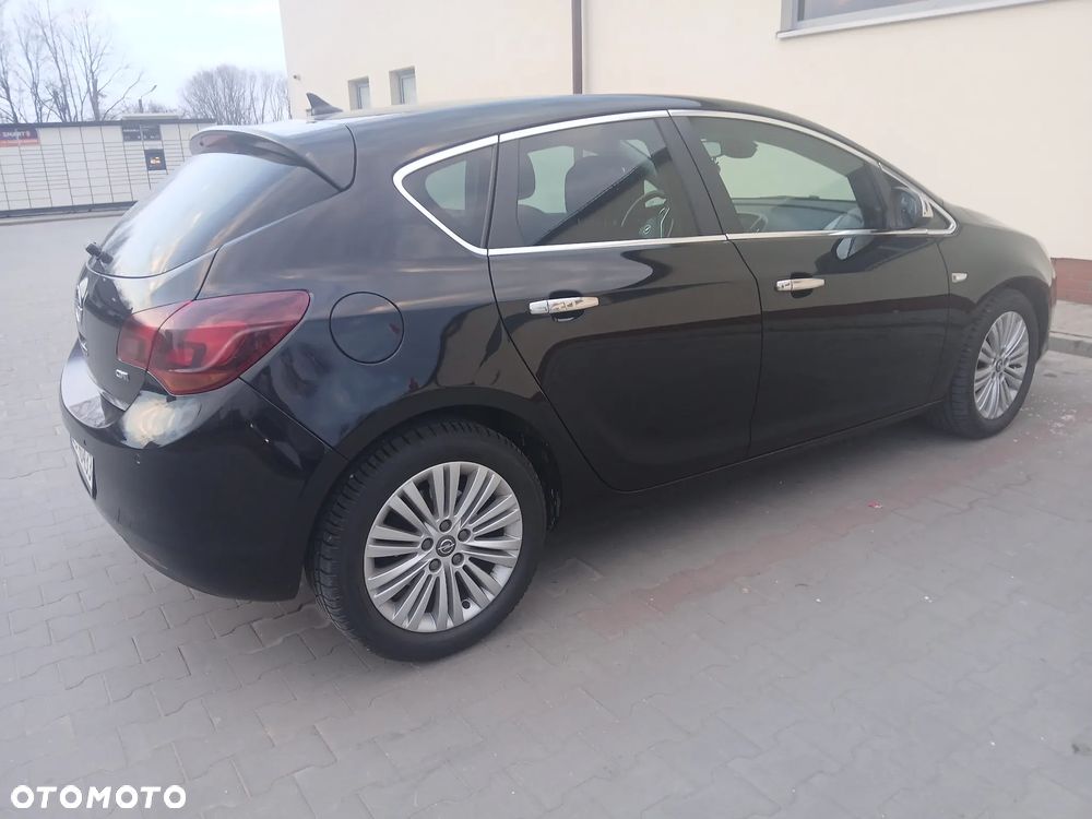 Opel Astra 1.7 CDTI DPF Cosmo - 15