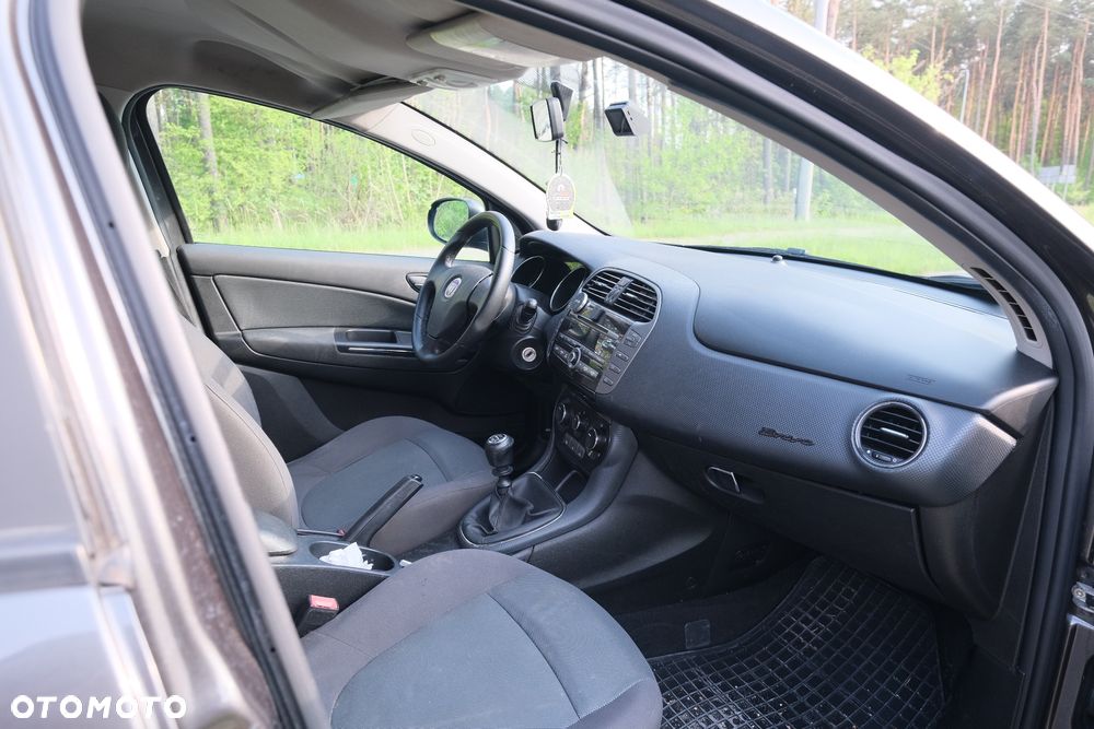 Fiat Bravo 1.4 16V Dynamic - 12