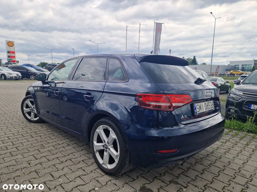 Audi A3 Sportback - 5