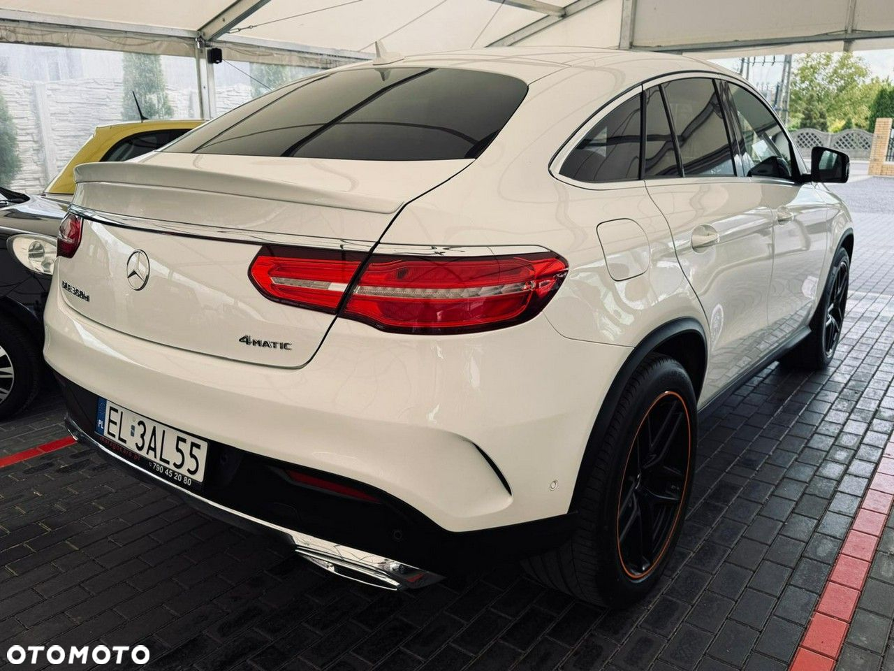 Mercedes-Benz GLE - 13