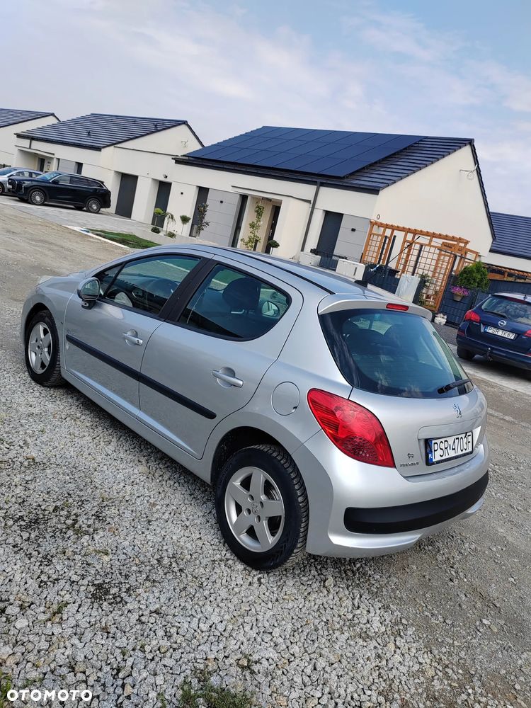 Peugeot 207 75 Urban Move - 5