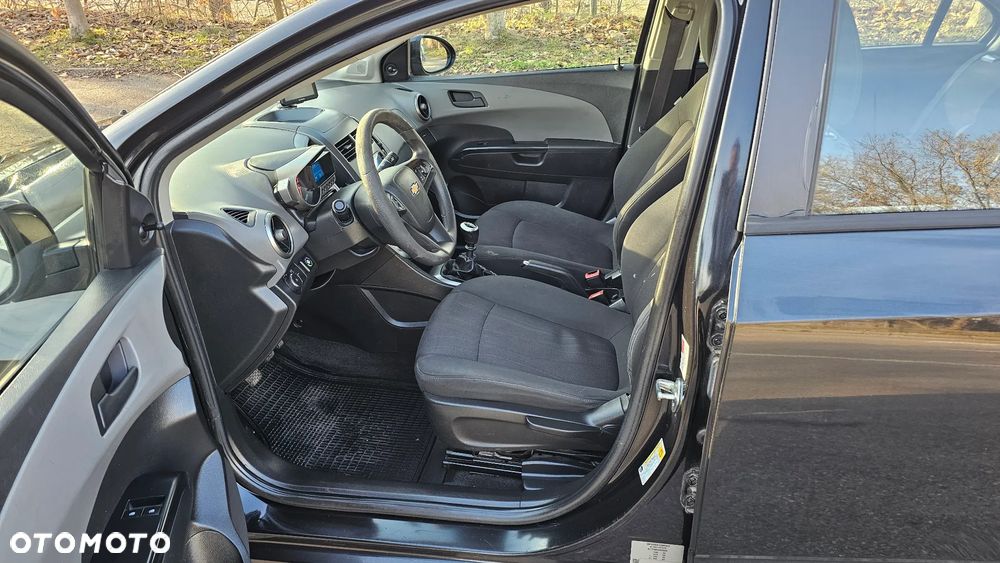 Chevrolet Aveo 1.2 LS+ - 12