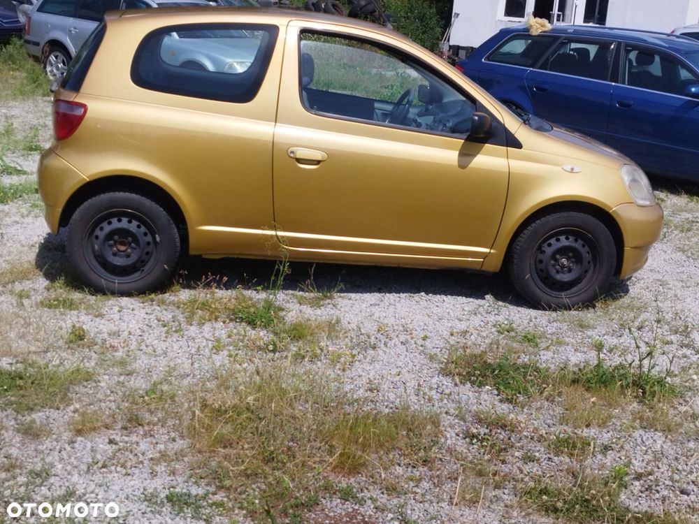 Toyota Yaris - 7