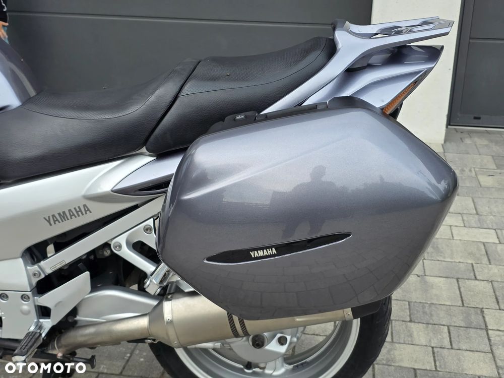 Yamaha FJR - 22