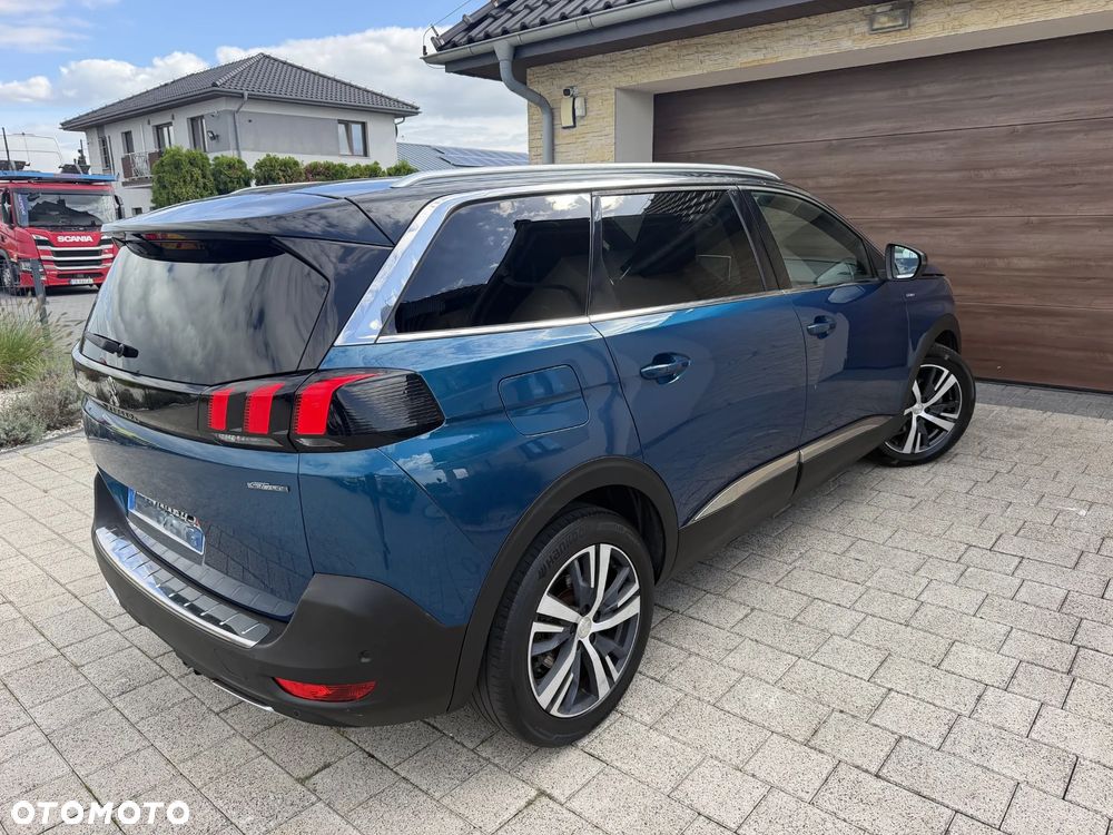 Peugeot 5008 - 10
