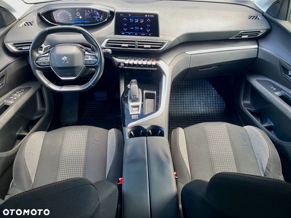 Peugeot 5008 1.2 PureTech Active S&S - 17