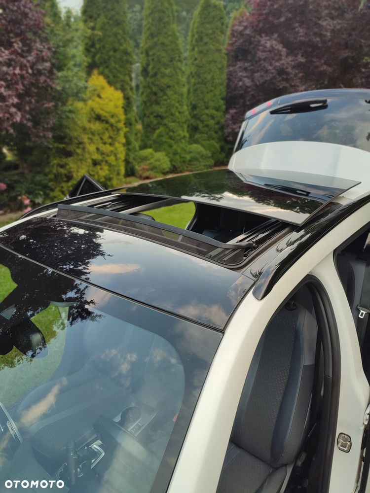 Peugeot 2008 1.2 PureTech Allure S&S EAT8 - 16