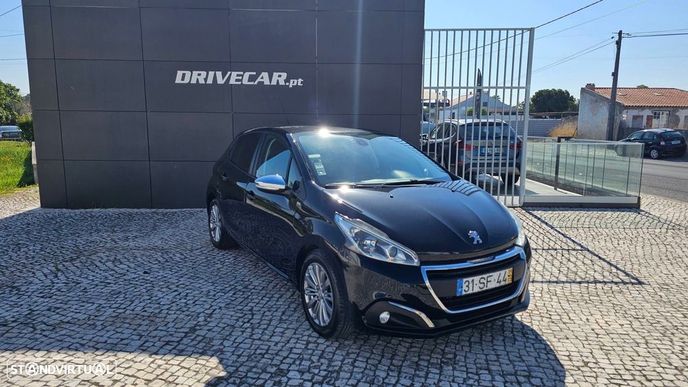 Peugeot 208 1.2 VTi SE Style - 3