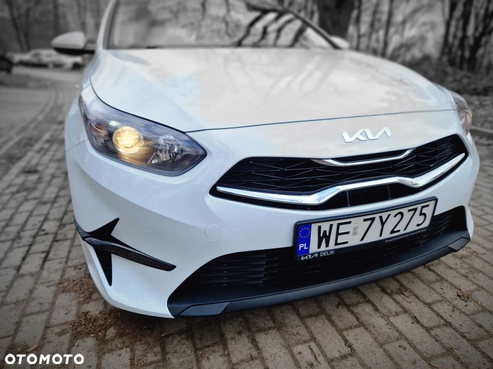 Kia Ceed 1.5 T-GDI M - 14