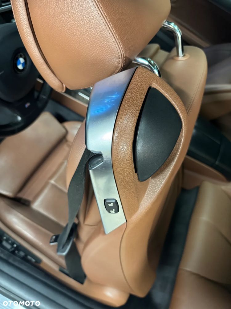 BMW Seria 6 650i xDrive - 14