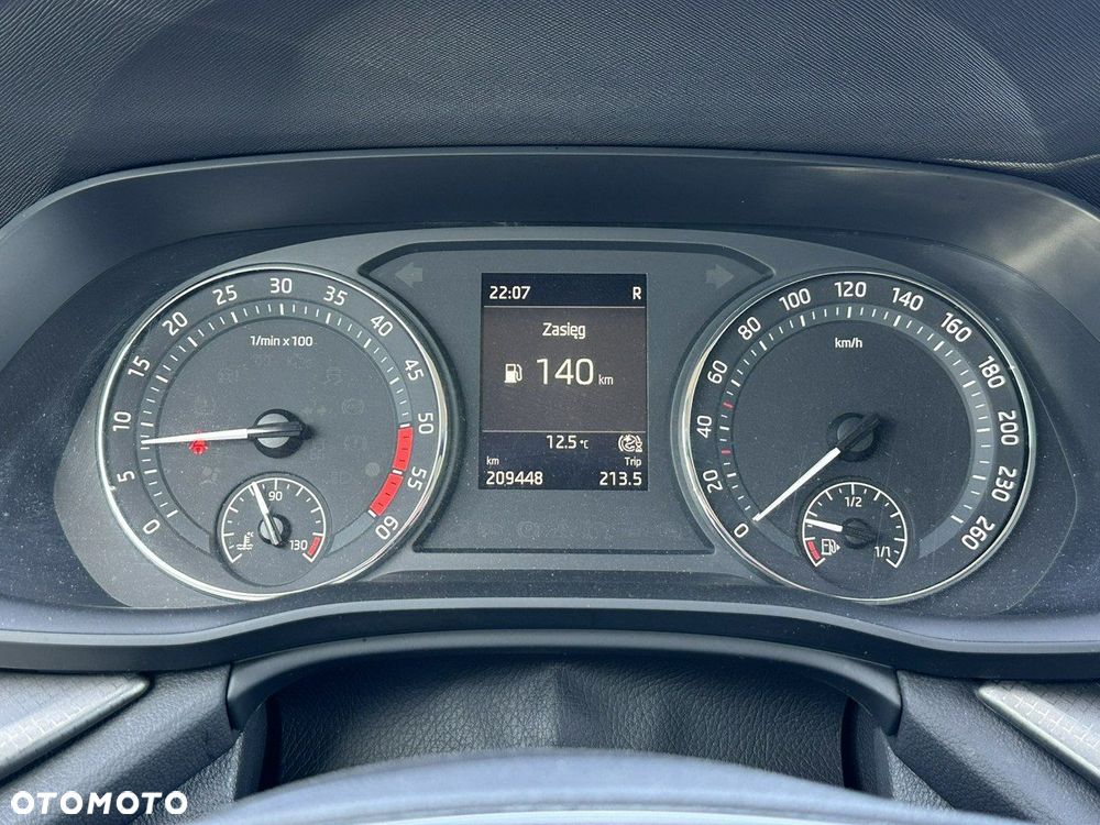 Skoda Octavia 2.0 TDI Ambition DSG - 28