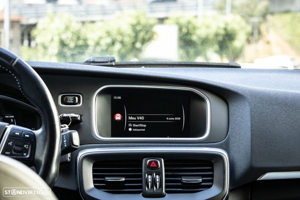 Volvo V40 1.6 D2 Momentum - 38