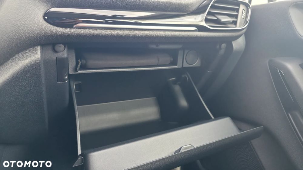 Ford Fiesta 1.1 Connected ASS - 23