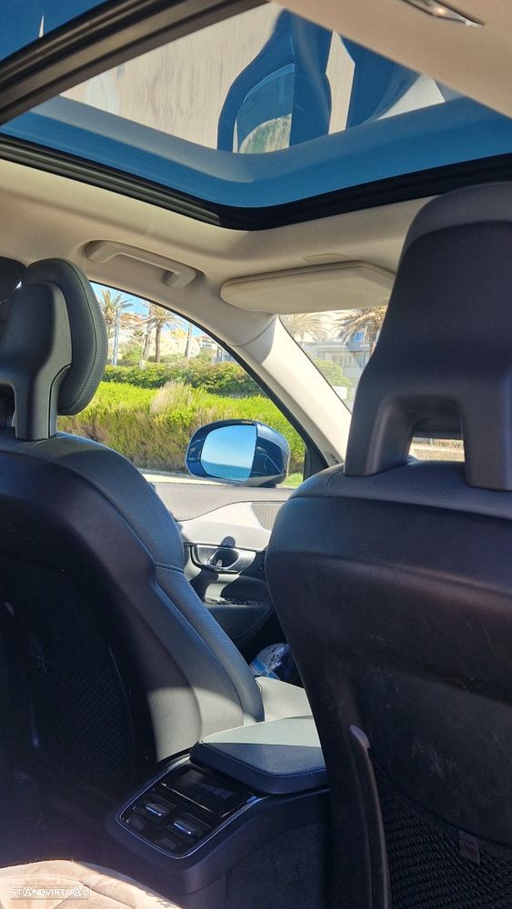 Volvo XC 90 2.0 T8 PHEV Momentum Plus AWD - 5