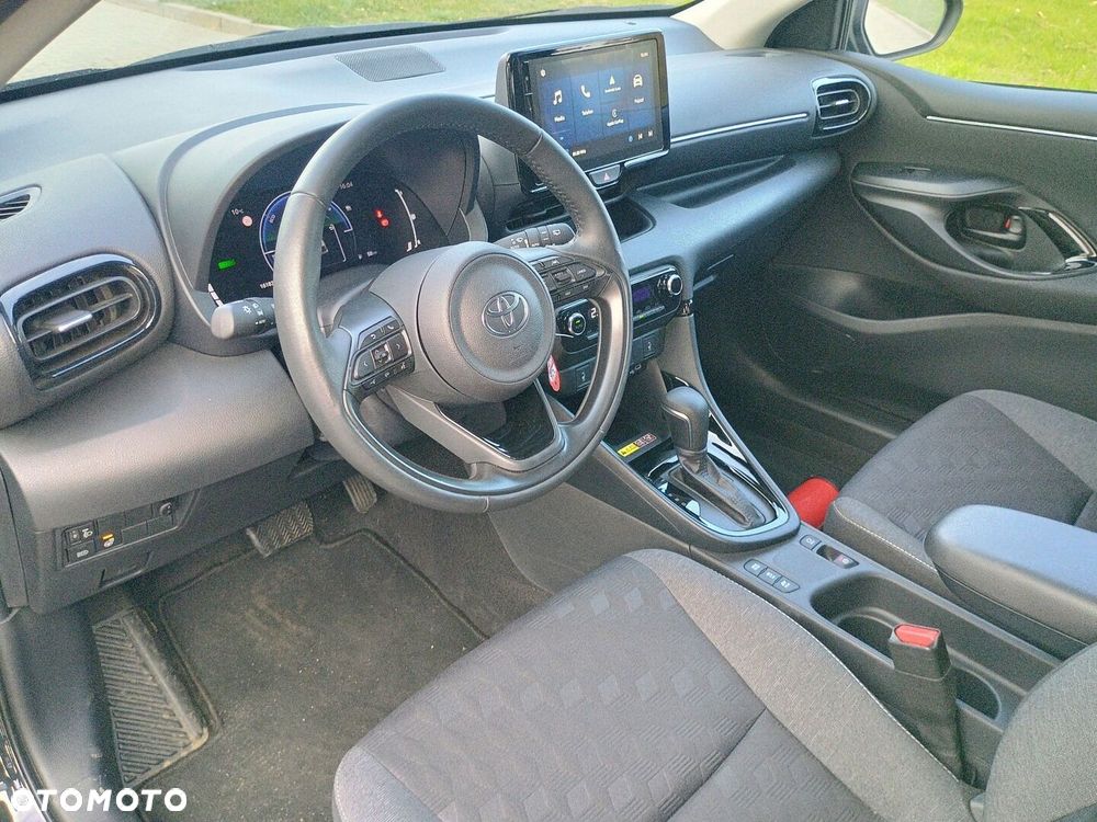 Toyota Yaris Hybrid 1.5 Style - 18