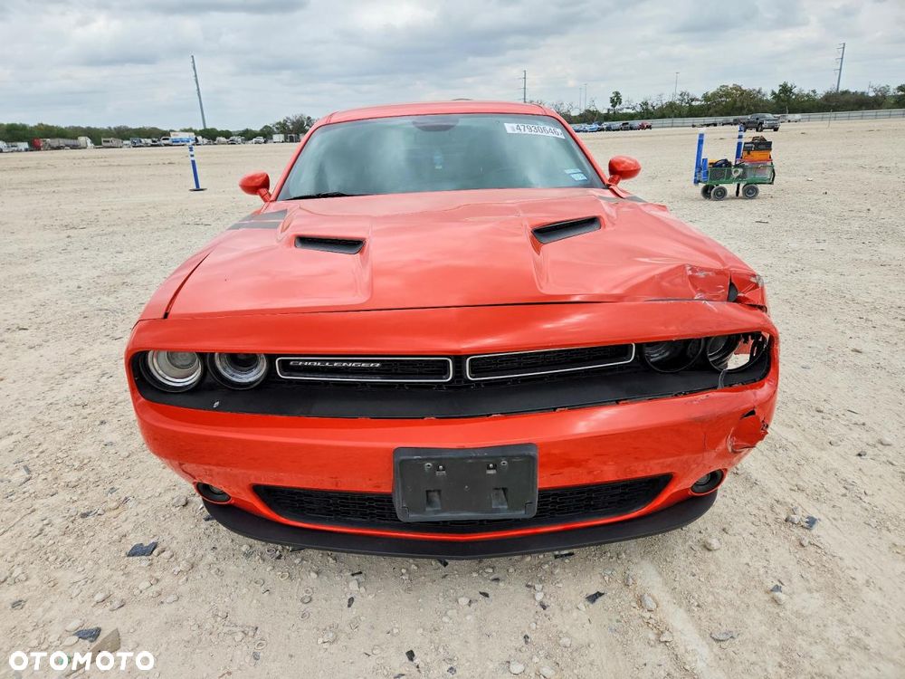 Dodge Challenger 3.6 SXT Plus - 5