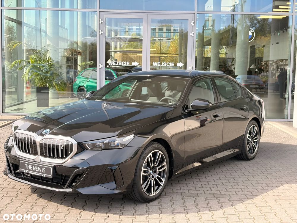 BMW i5 83.9kWh eDrive40 M Sport - 1