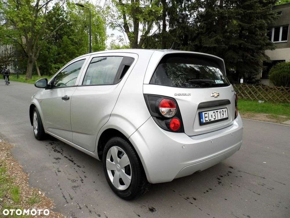 Chevrolet Aveo - 2