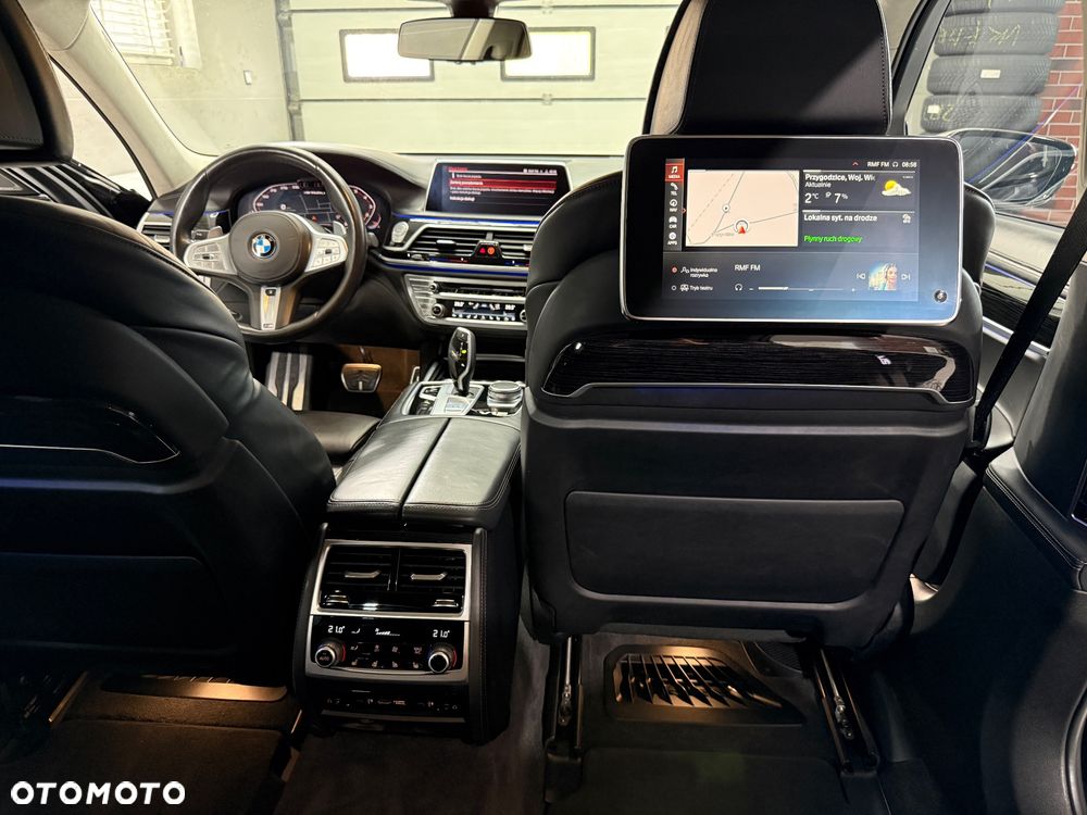 BMW Seria 7 - 18