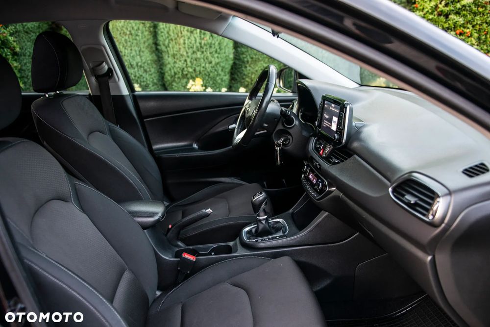 Hyundai i30 1.4 T-GDI YES!+ - 38