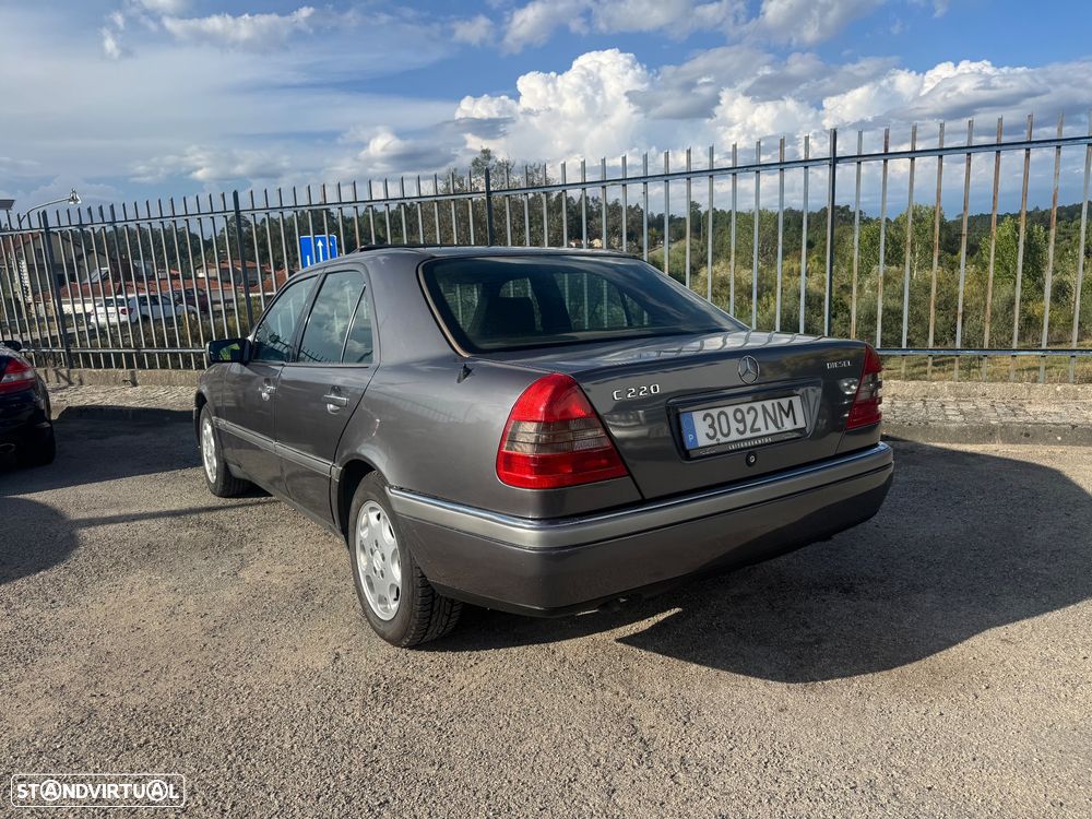 Mercedes-Benz C 220 D Elegance - 5